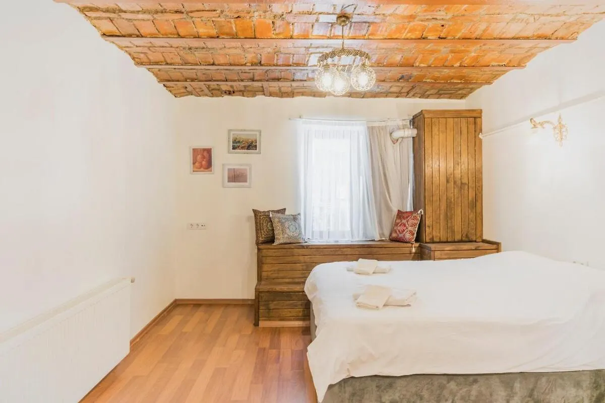Apartment Beautiful 1 Bedroom Apt Wac 400 Meters Taksim Square Innv34004 Istanbul